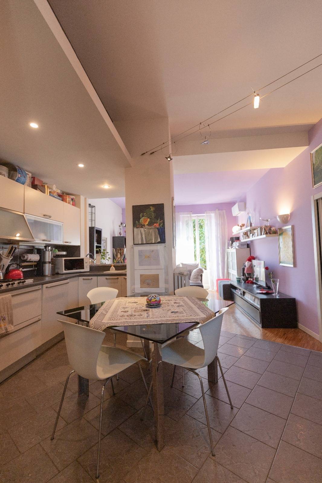 Appartamento in vendita a Milano, Baggio