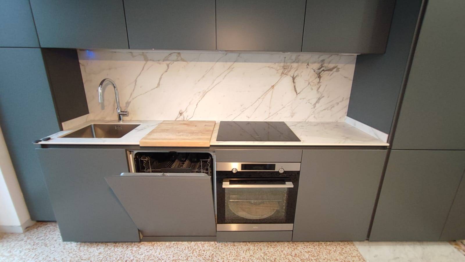 Appartamento in affitto a Milano, De Angeli