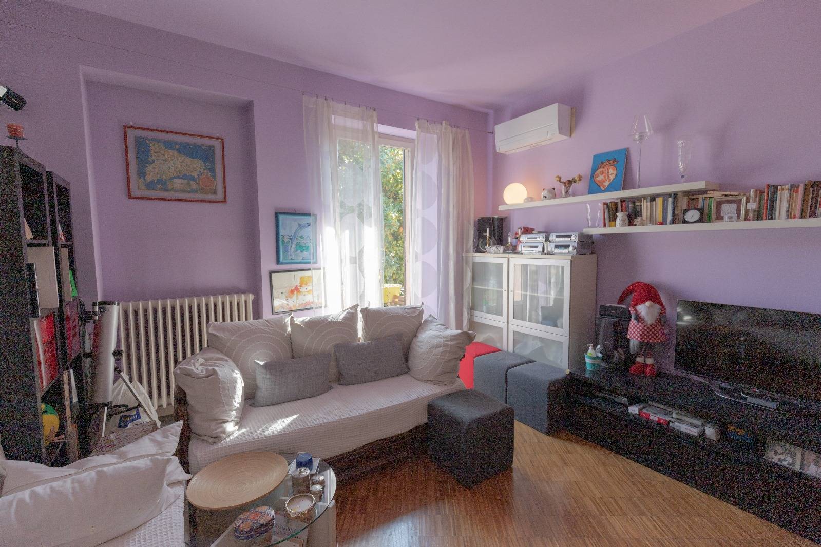 Appartamento in vendita a Milano, Baggio