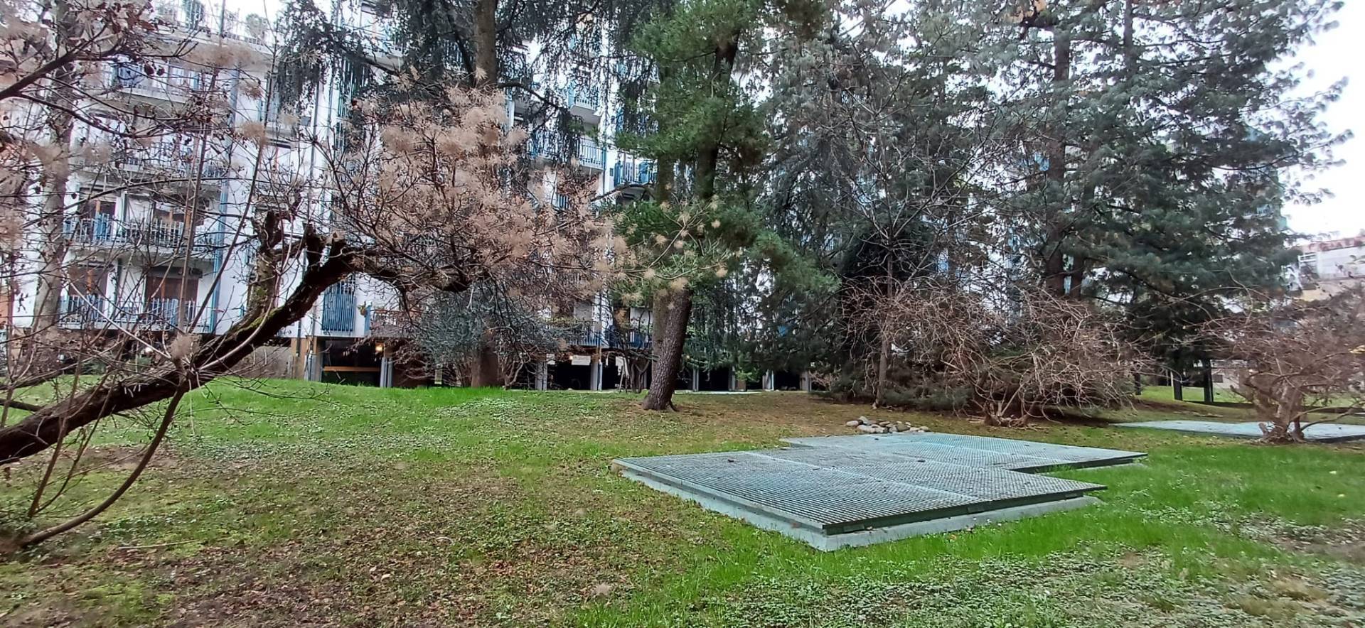 Appartamento in vendita a Milano, Vercelli