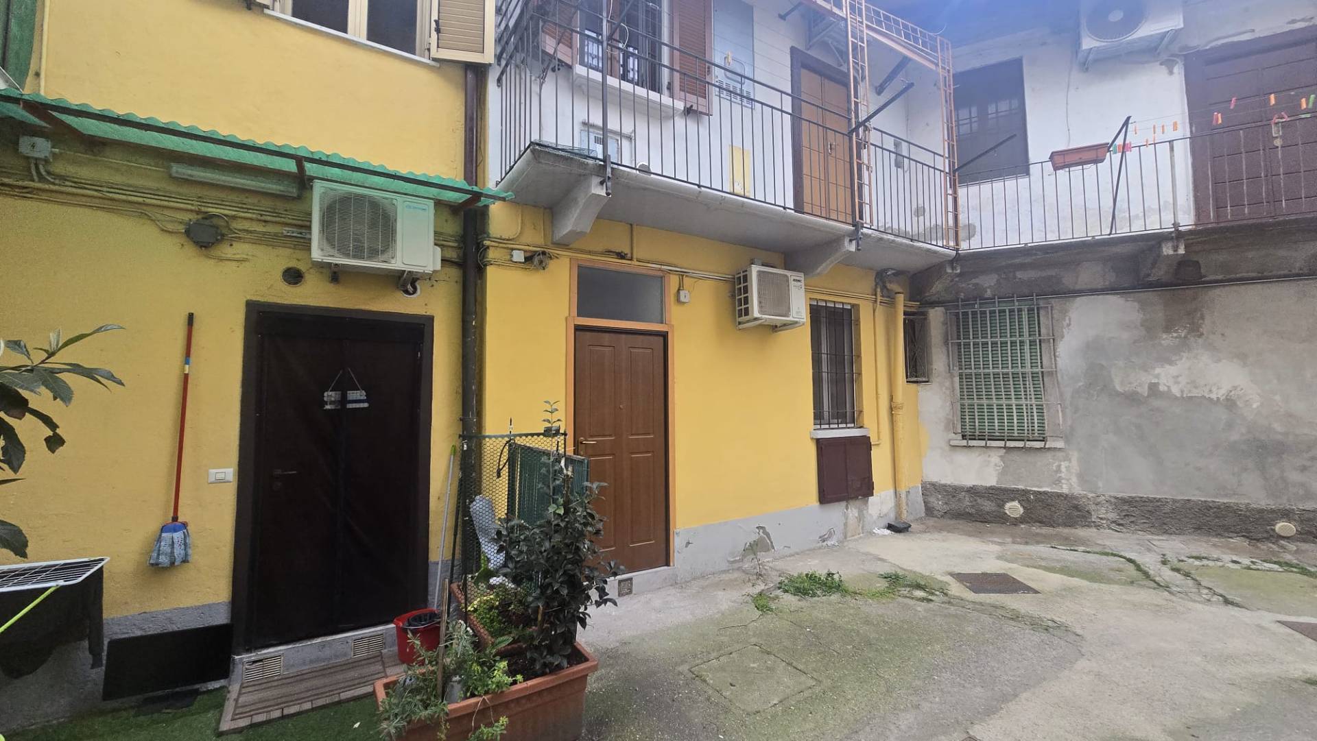 Appartamento in vendita a Milano, Baggio