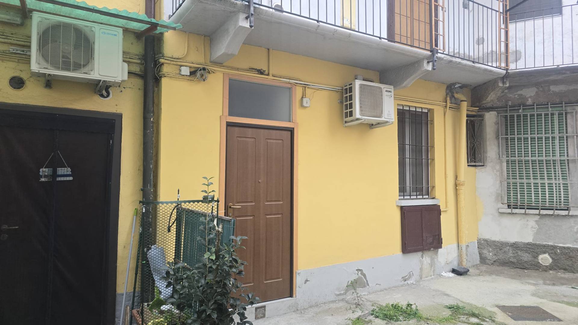 Appartamento in vendita a Milano, Baggio