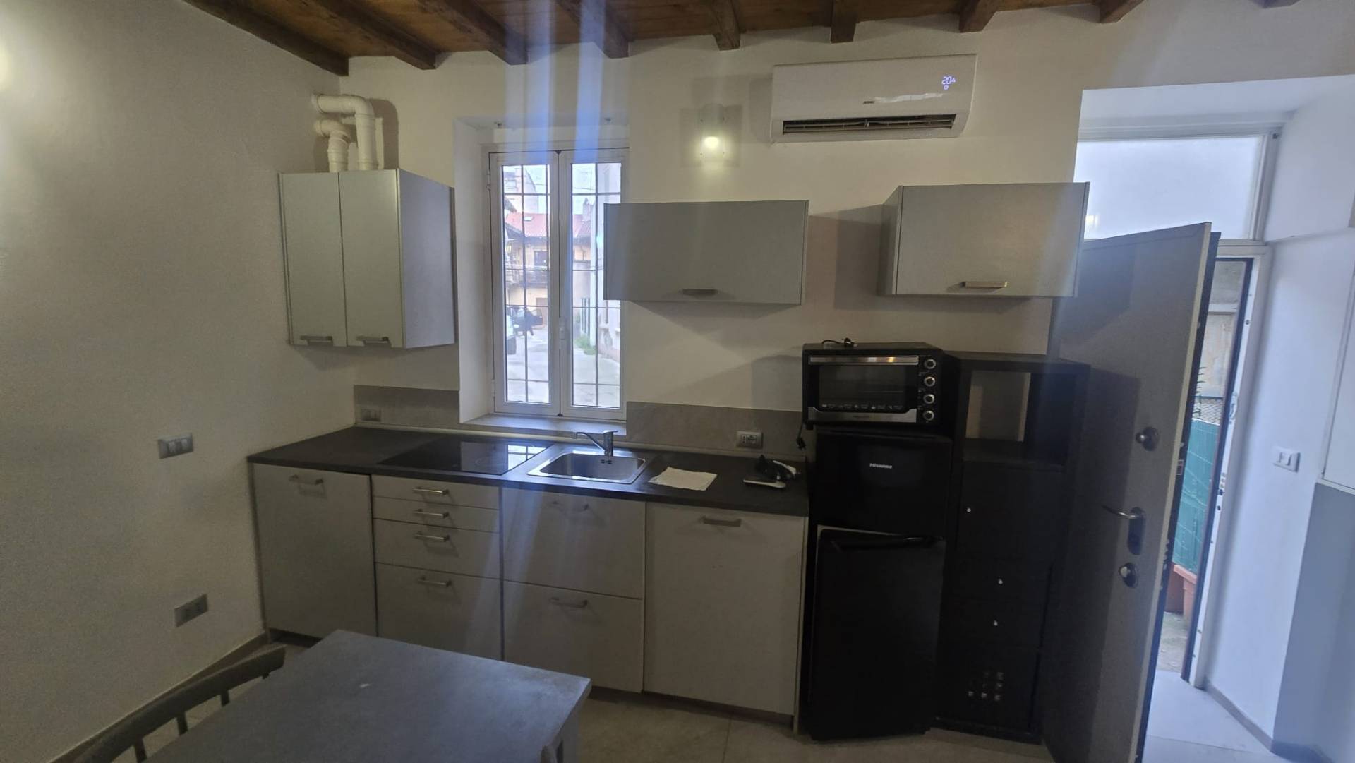 Appartamento in vendita a Milano, Baggio