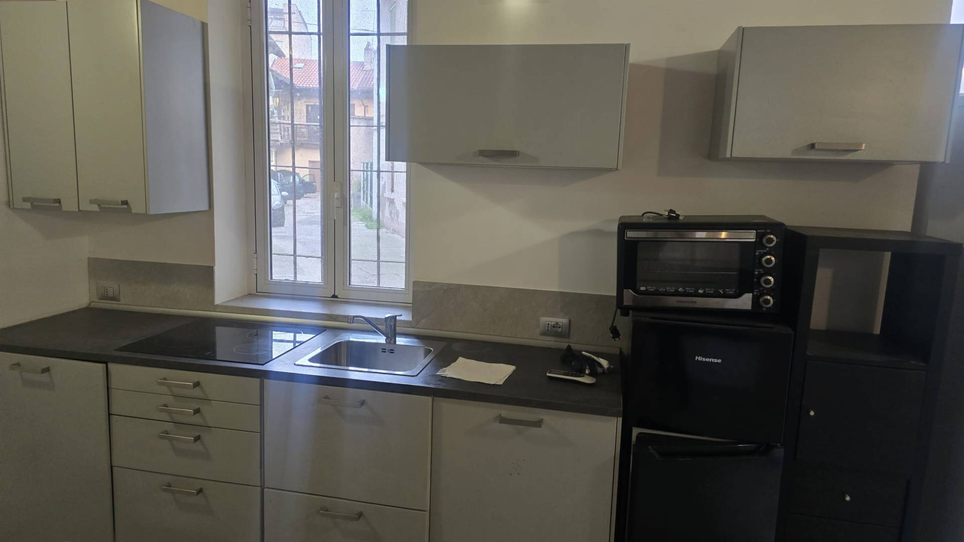 Appartamento in vendita a Milano, Baggio