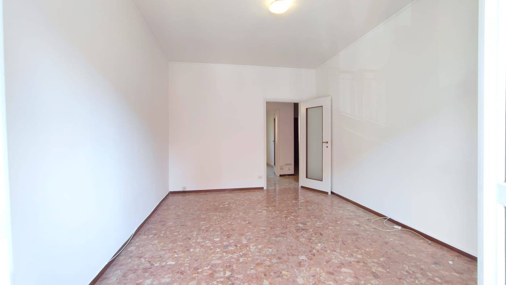 Appartamento in affitto a Milano, De Angeli