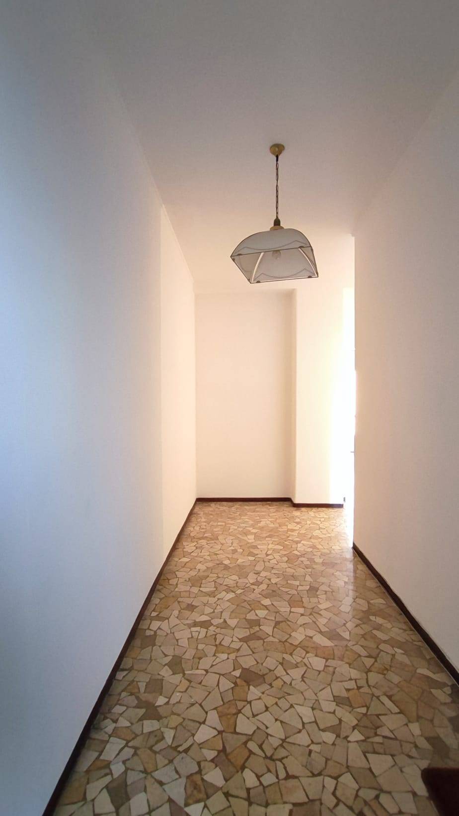 Appartamento in affitto a Milano, De Angeli