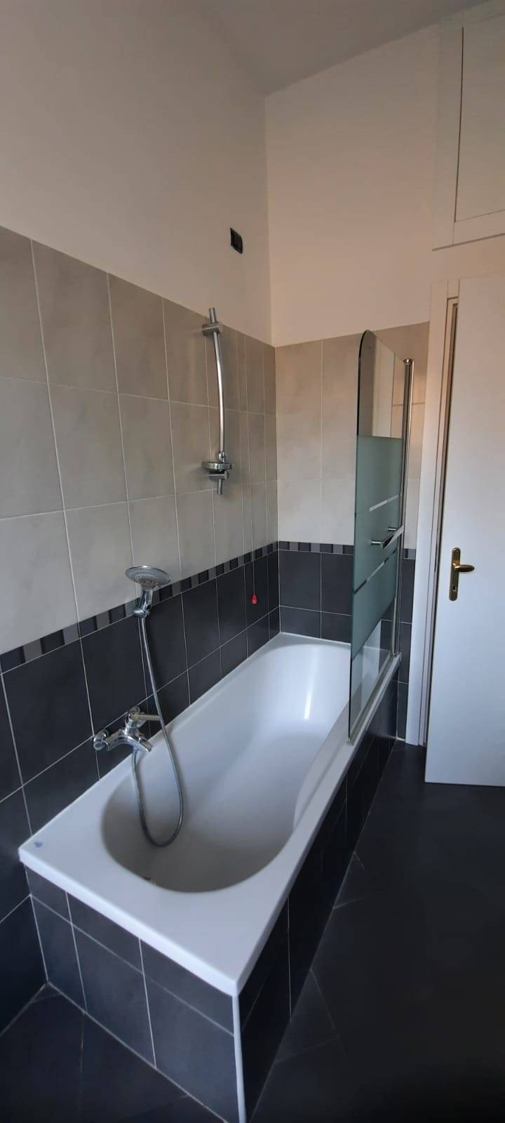 Appartamento in affitto a Milano, Vercelli