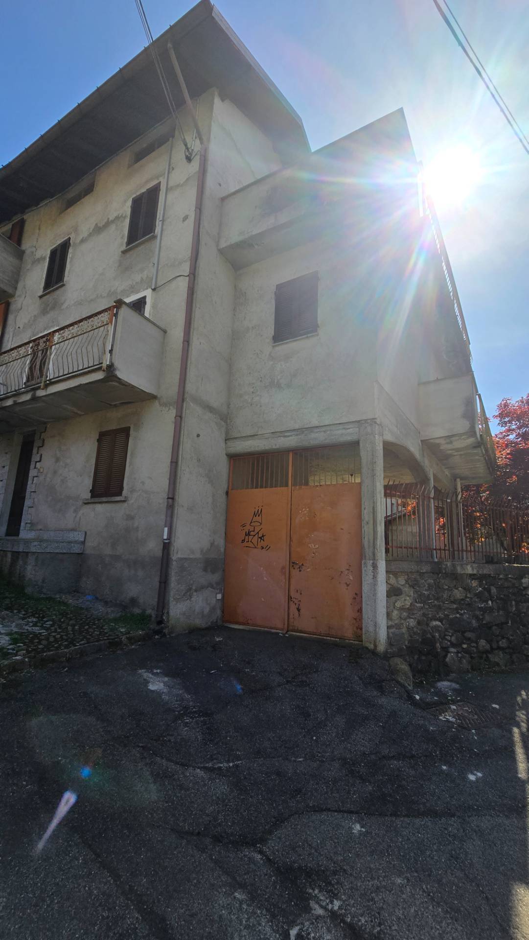 Casa singola in vendita a Grantola