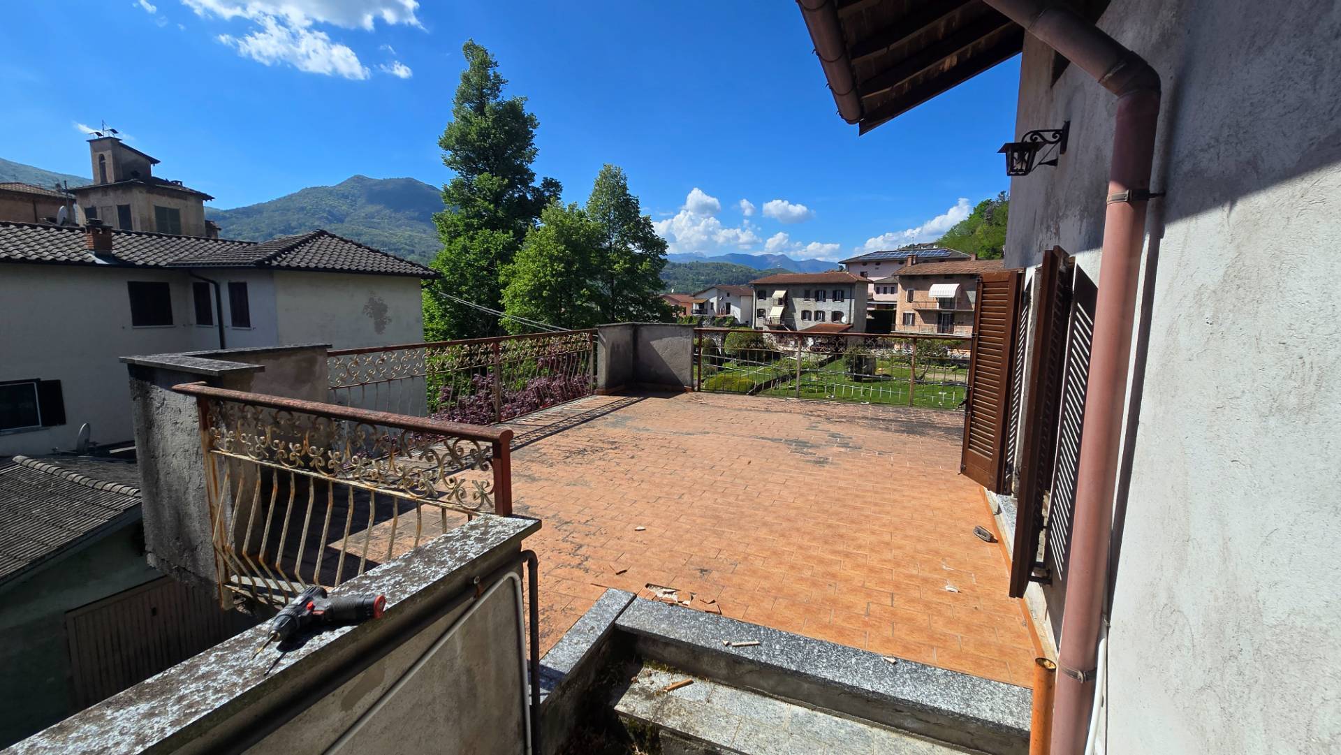 Casa singola in vendita a Grantola