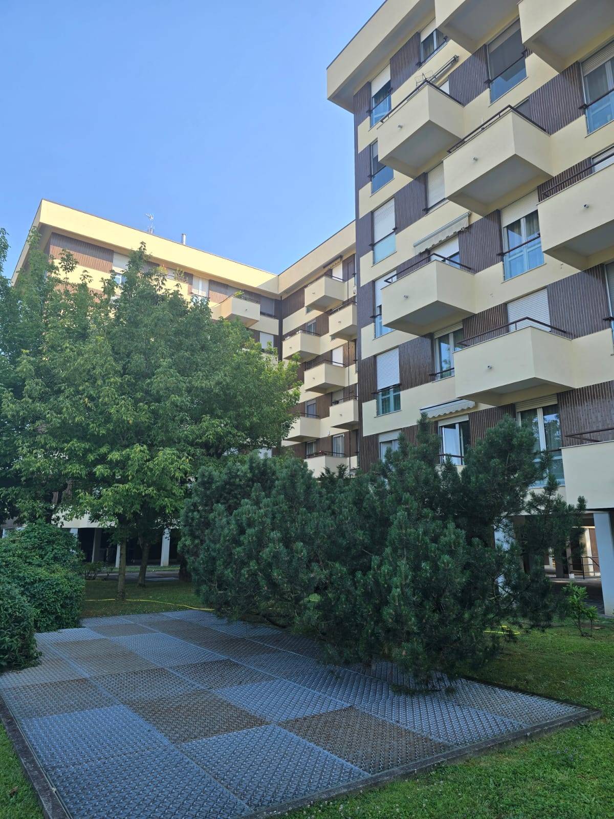 Appartamento in vendita a Milano, Baggio