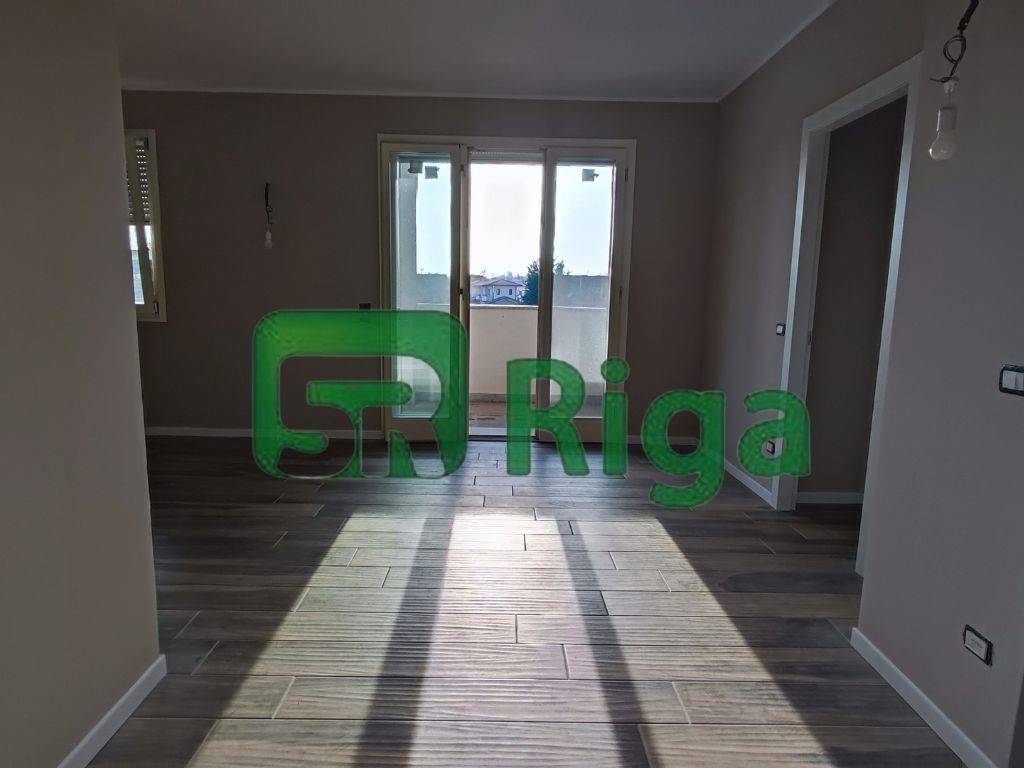 Appartamento in vendita a Gallarate, Cajello