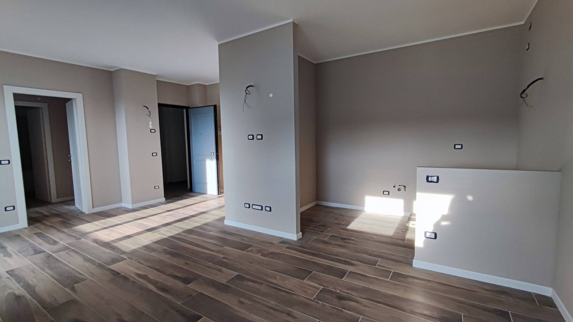 Appartamento in vendita a Gallarate, Cajello