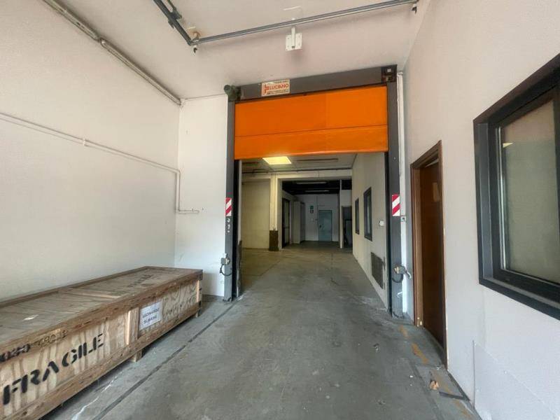 Capannone in affitto a Gallarate