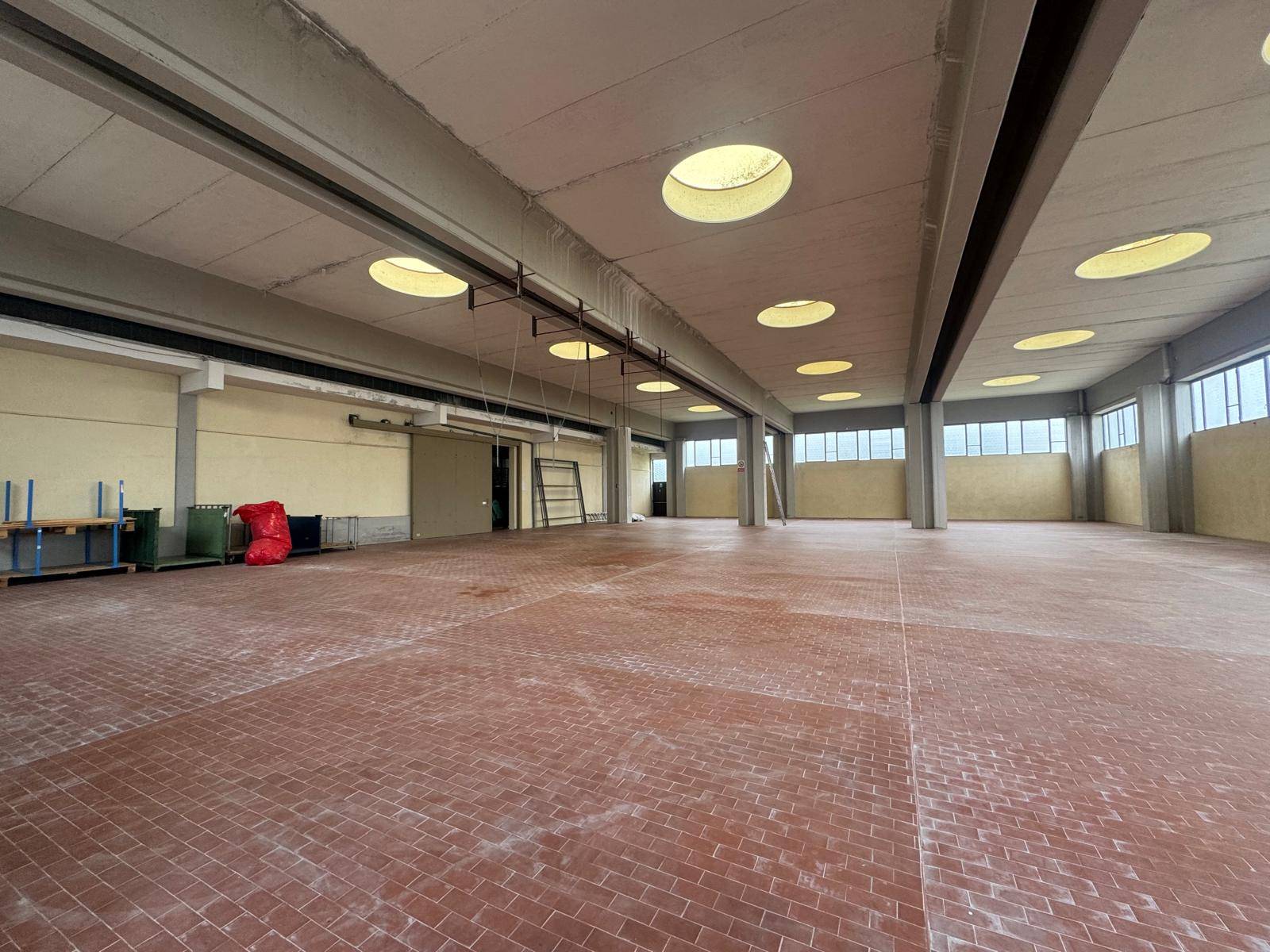 Deposito in affitto a Cassano Magnago