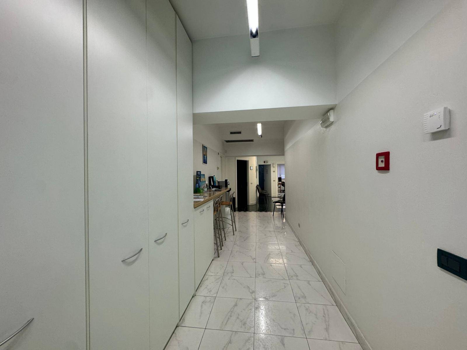 Attivit commerciale in vendita a Ispra