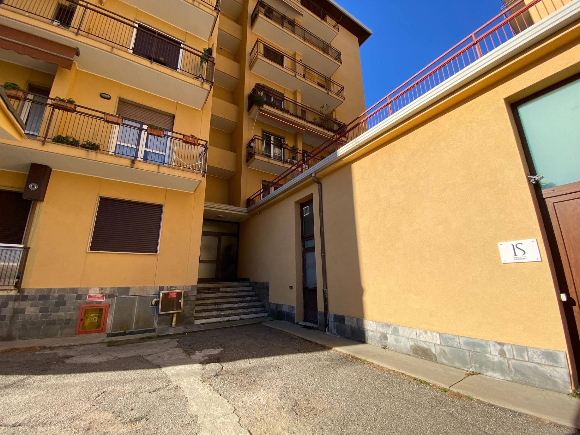 Appartamento in affitto a Cardano al Campo