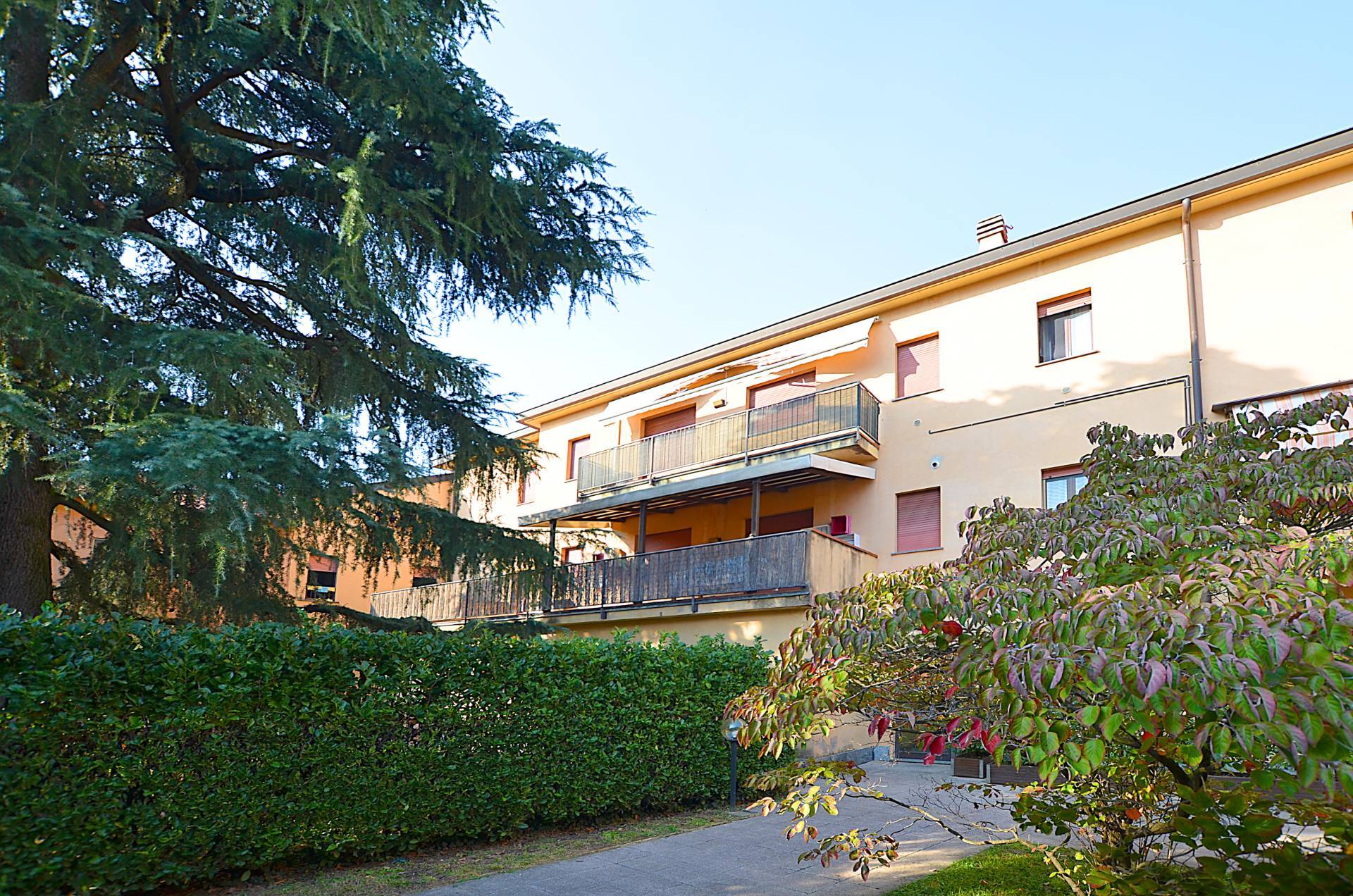 Appartamento in vendita a Cornate d'Adda, Colnago