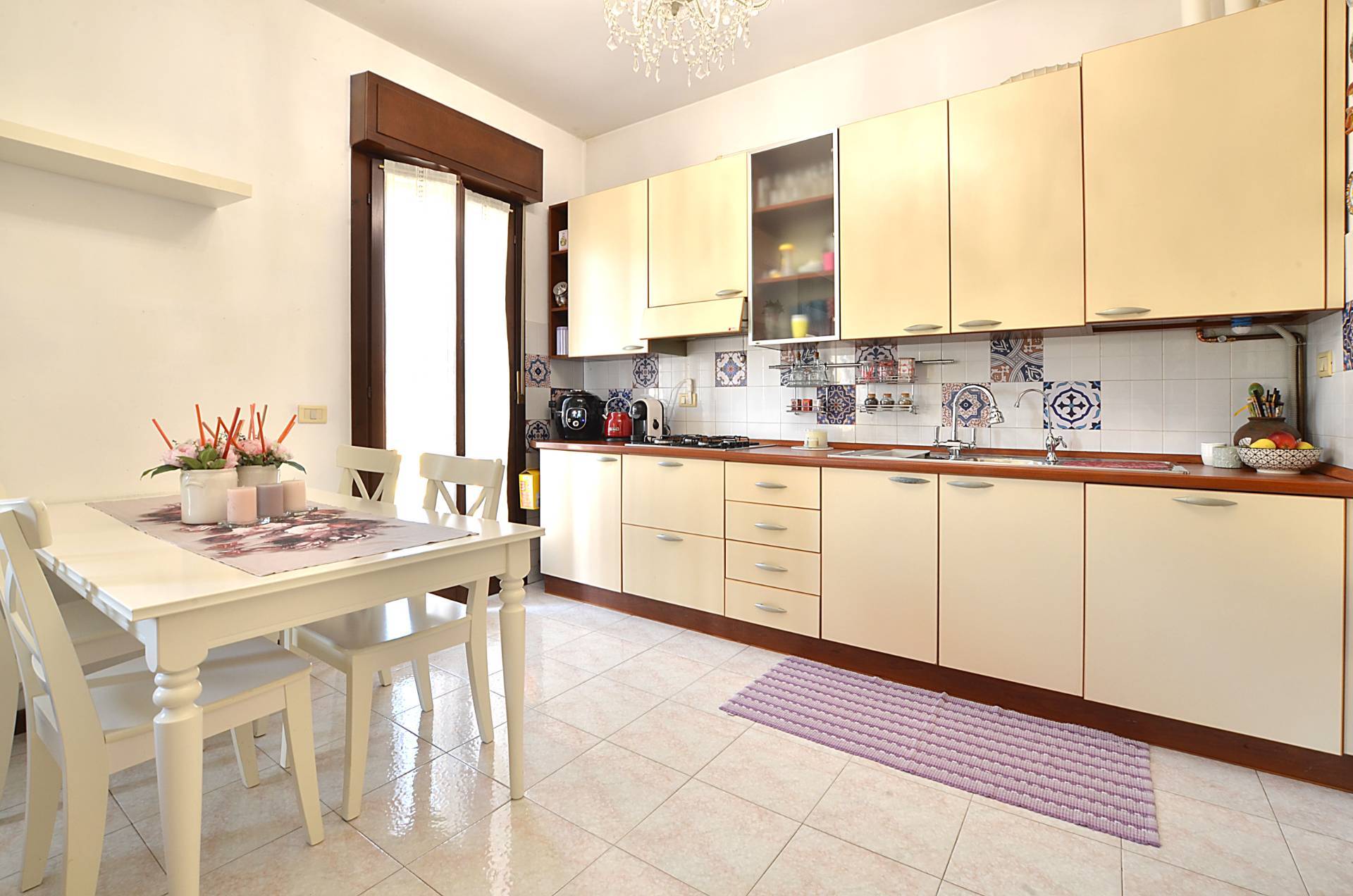 Appartamento in vendita a Cornate d'Adda, Colnago