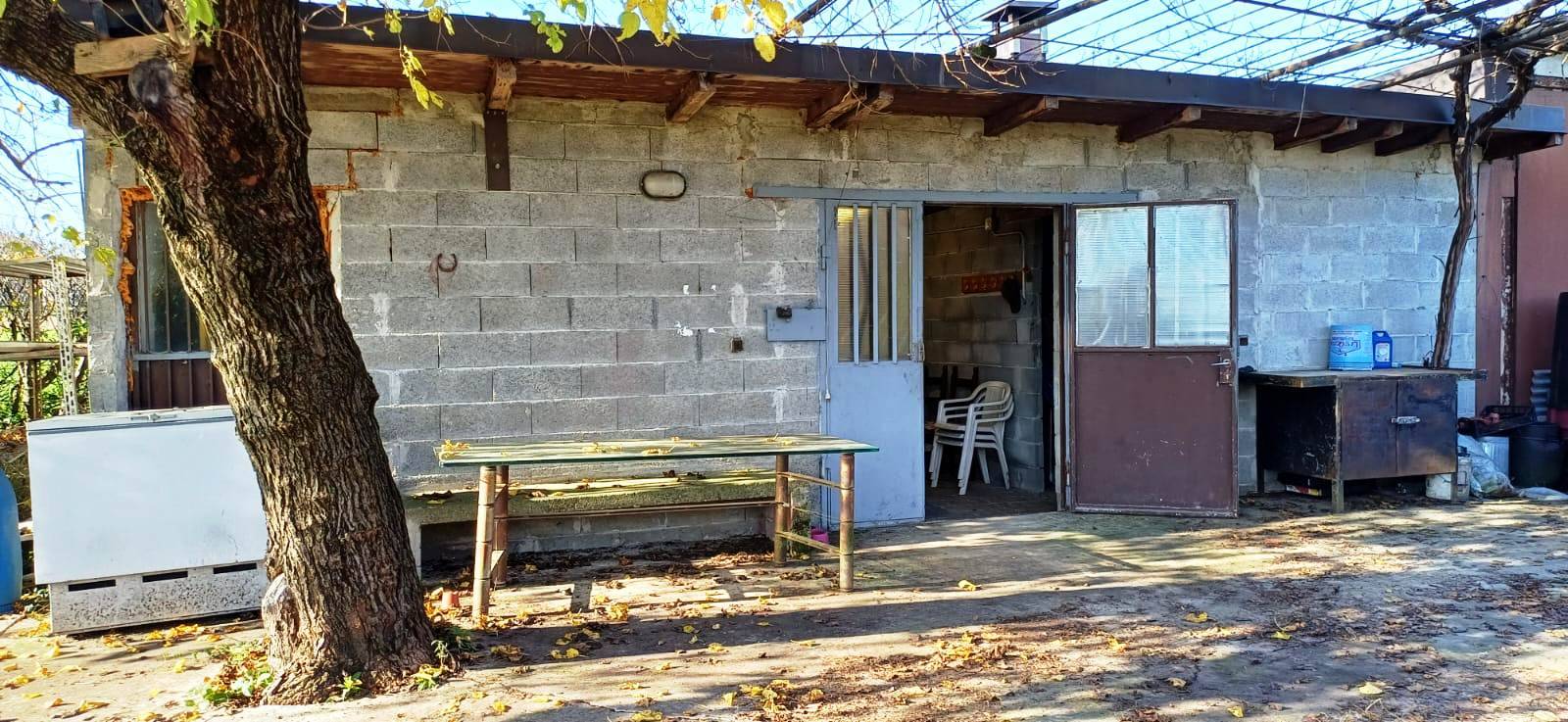 Terreno Agricolo in vendita a Cornate d'Adda, Periferica