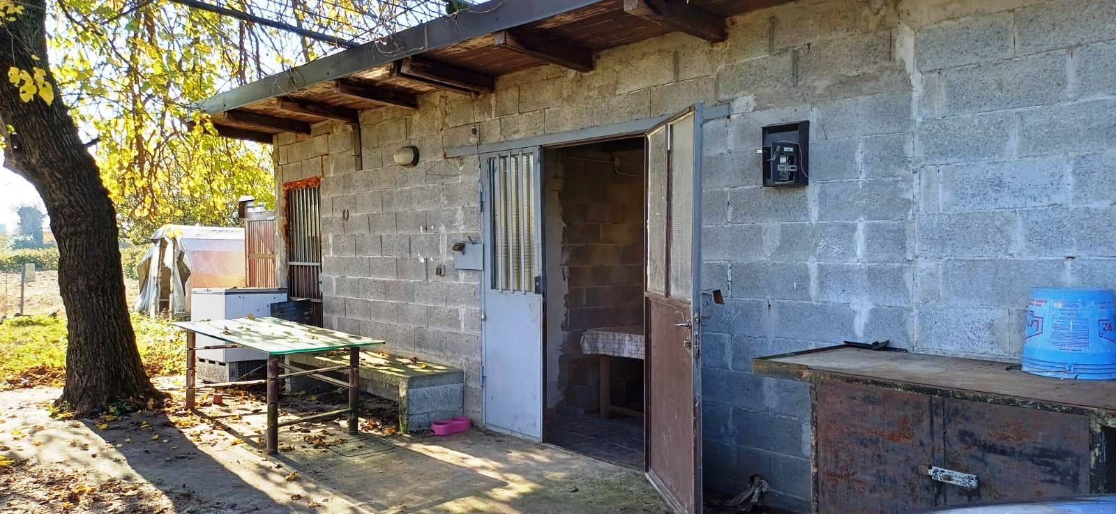 Terreno Agricolo in vendita a Cornate d'Adda, Periferica