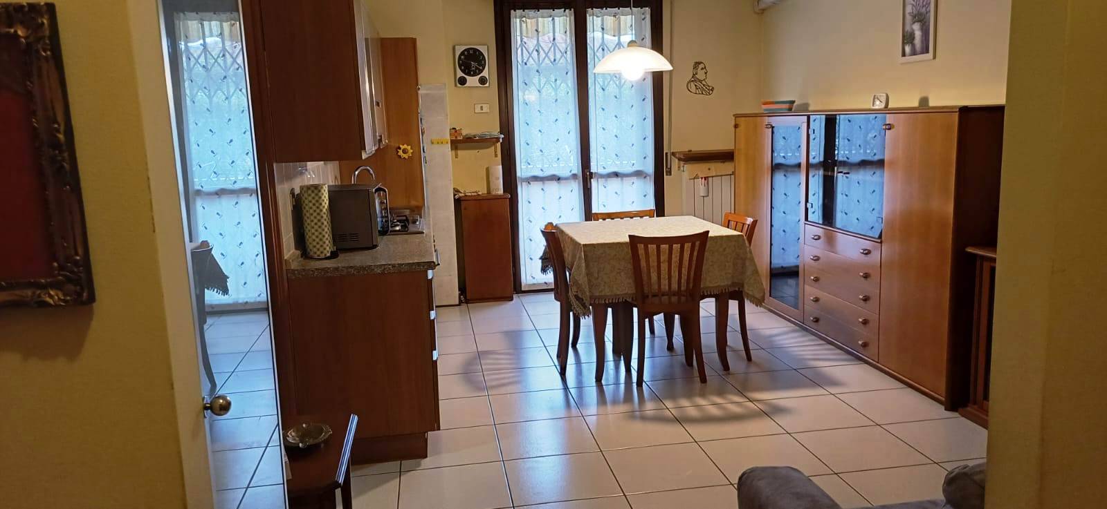 Appartamento in vendita a Cornate d'Adda, Centro