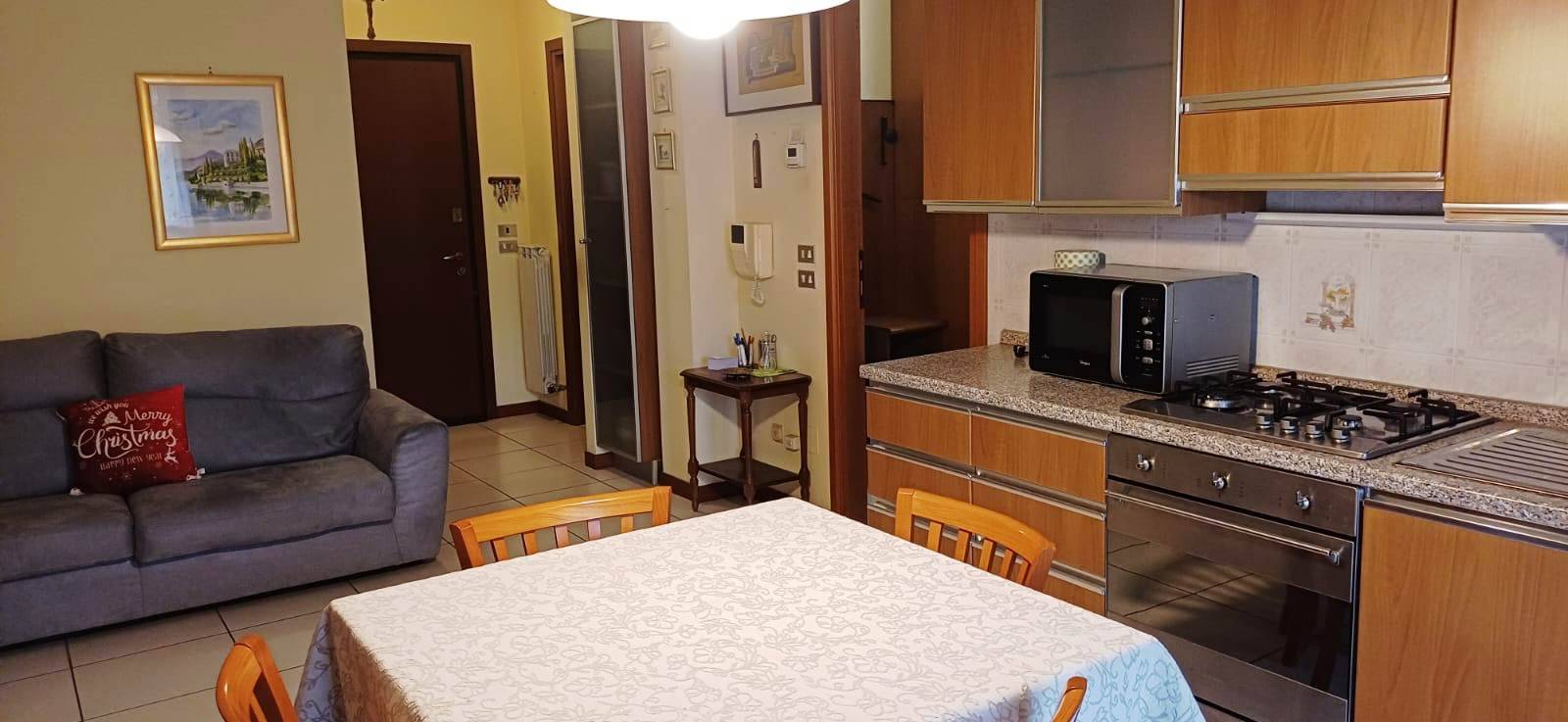 Appartamento in vendita a Cornate d'Adda, Centro