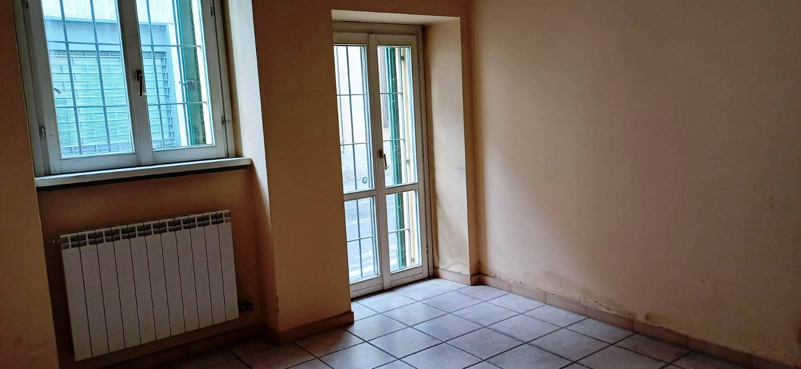 Appartamento in vendita a Cornate d'Adda, Centro Paese