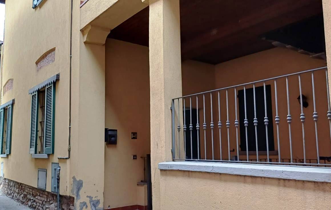 Appartamento in vendita a Cornate d'Adda, Centro Paese