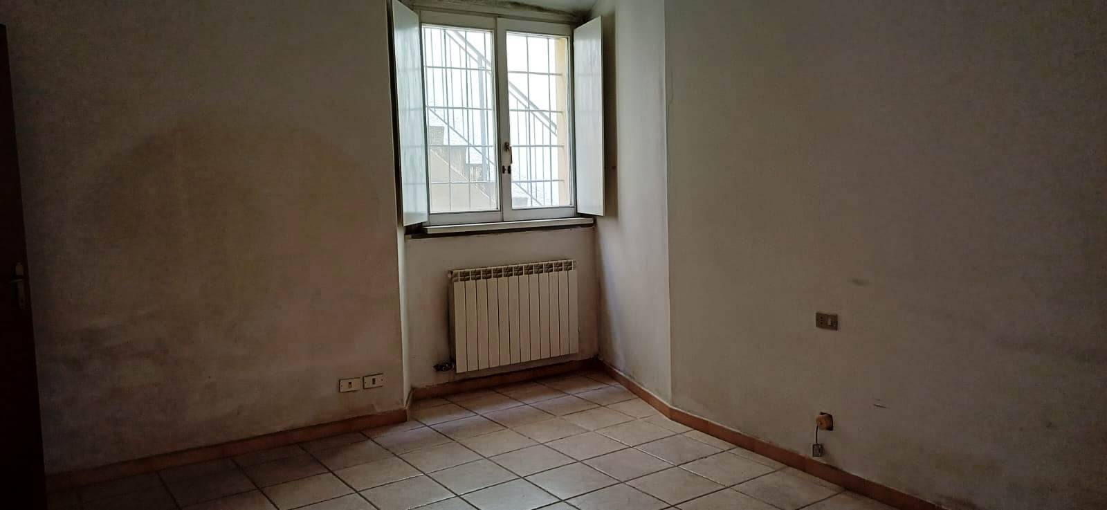 Appartamento in vendita a Cornate d'Adda, Centro Paese