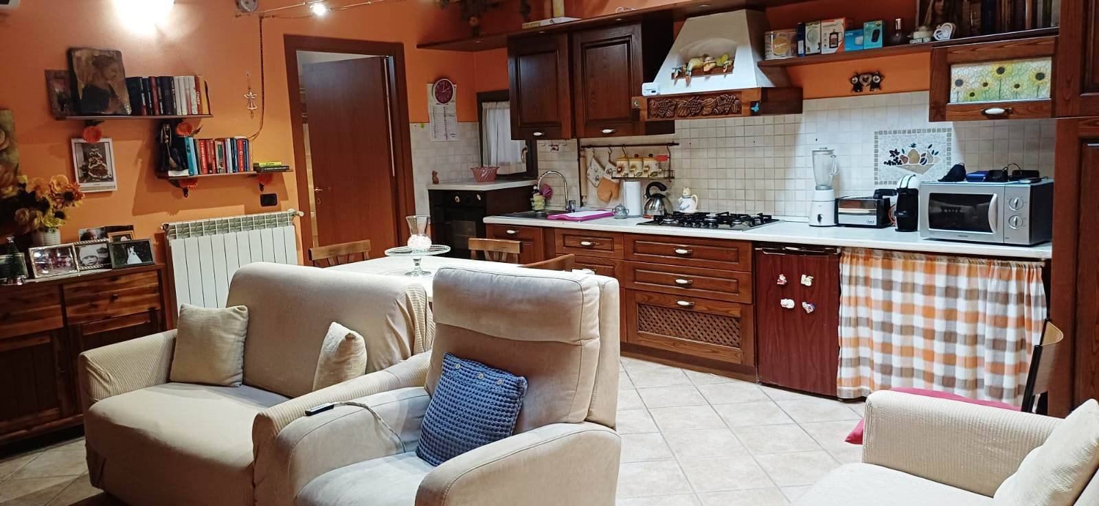 Appartamento in vendita a Cornate d'Adda, Centro Paese