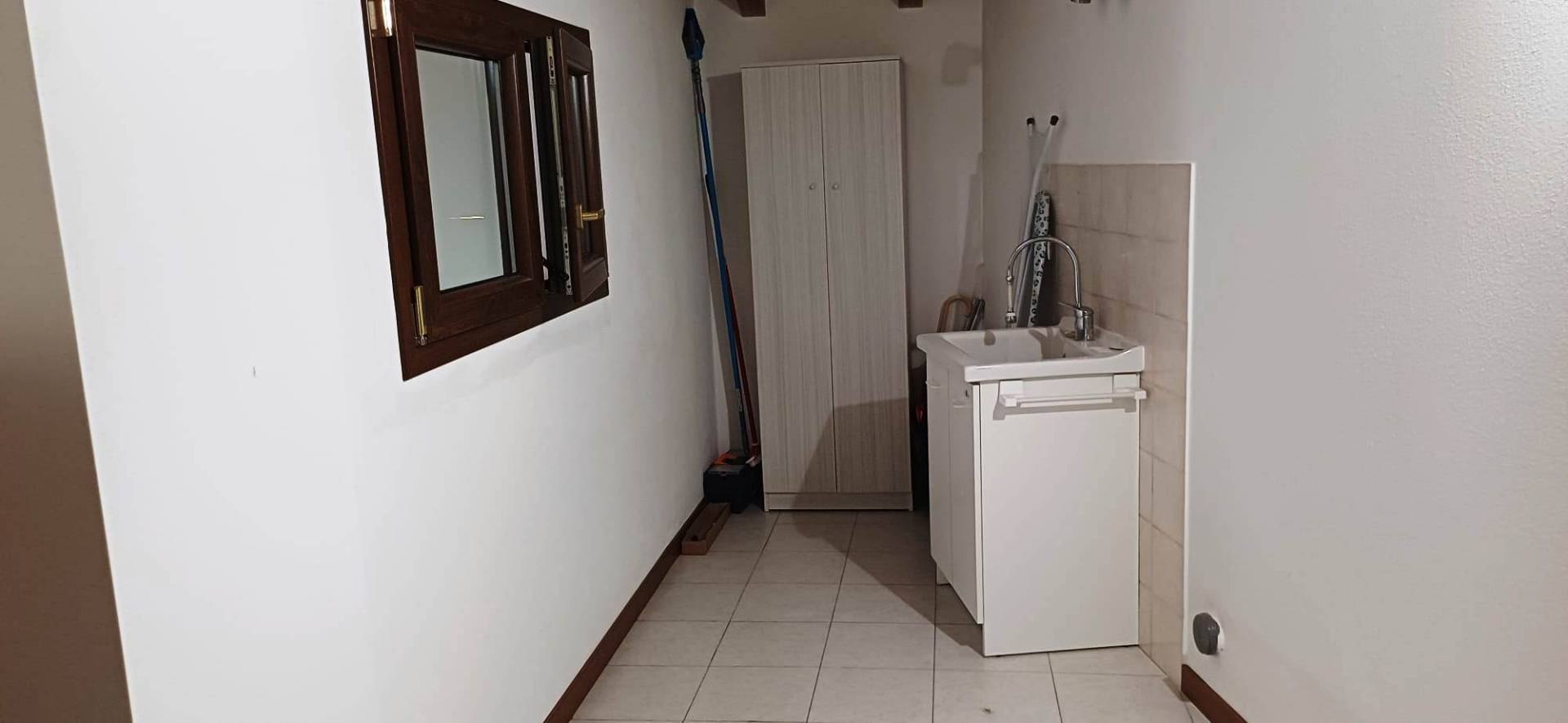 Appartamento in vendita a Cornate d'Adda, Centrale