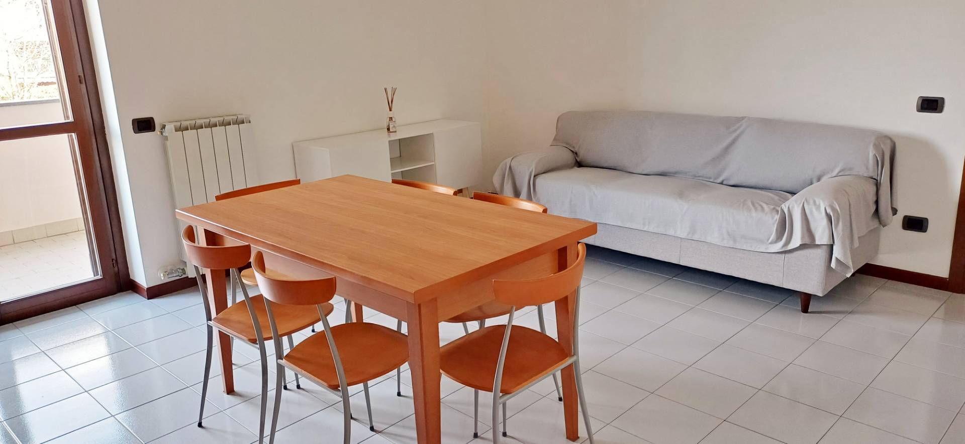 Appartamento in affitto a Ornago, Semicentrale