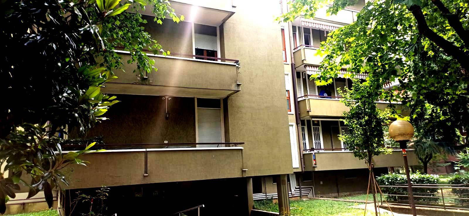 Appartamento in vendita a Agrate Brianza, Semicentrale