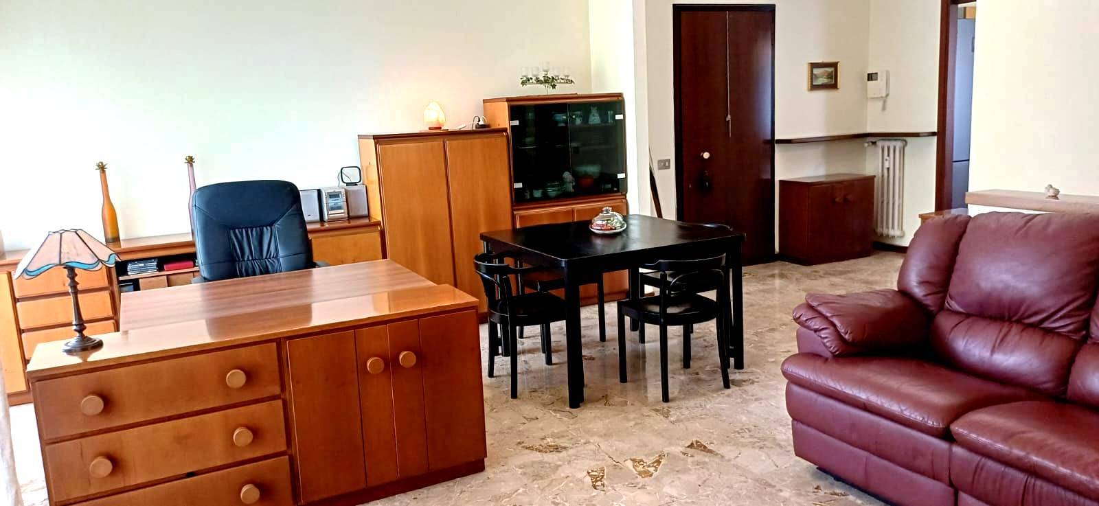 Appartamento in vendita a Agrate Brianza, Semicentrale