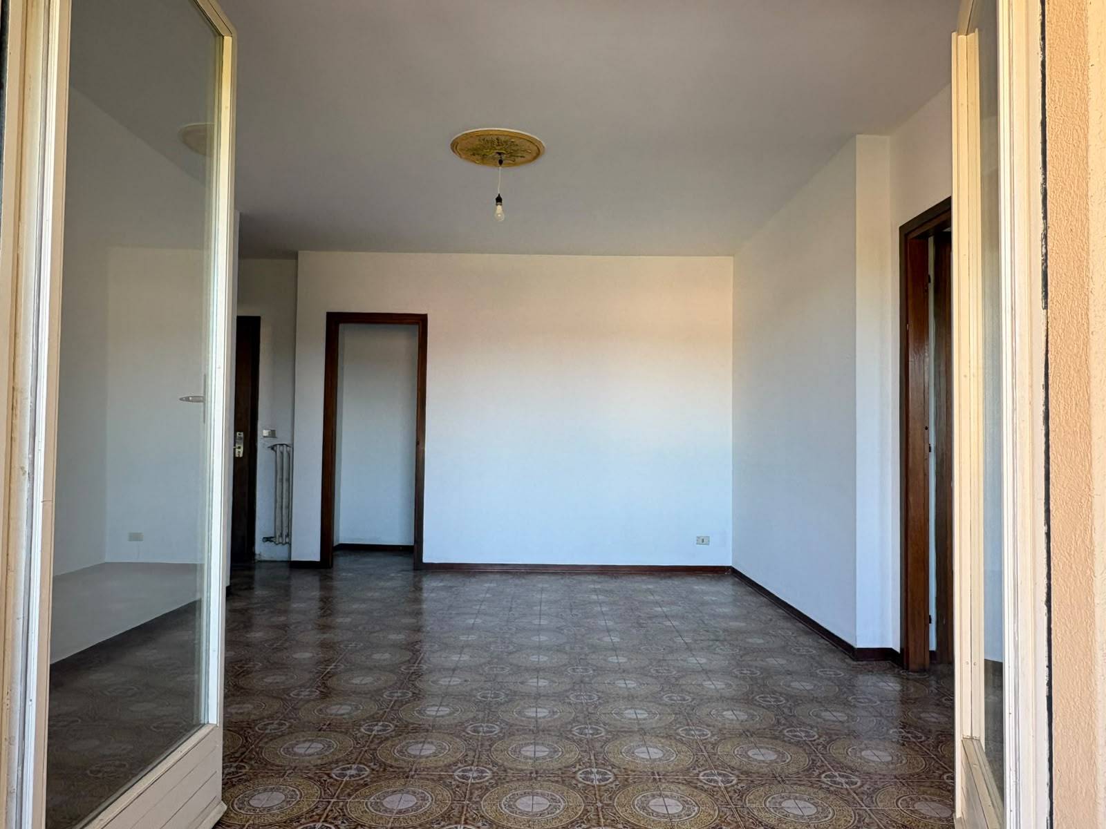 Appartamento in vendita a Cornate d'Adda, Cornate D'adda