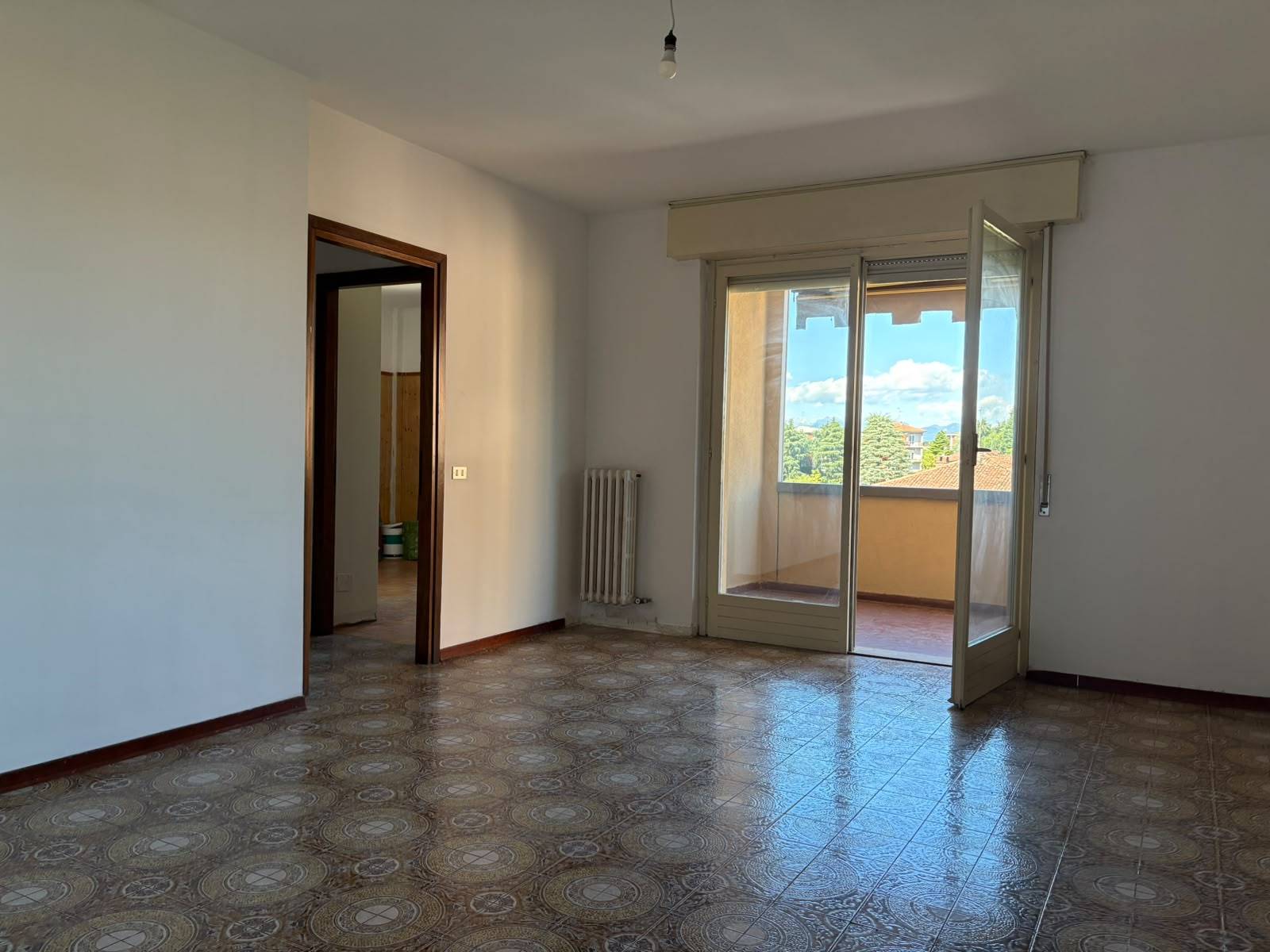 Appartamento in vendita a Cornate d'Adda, Cornate D'adda