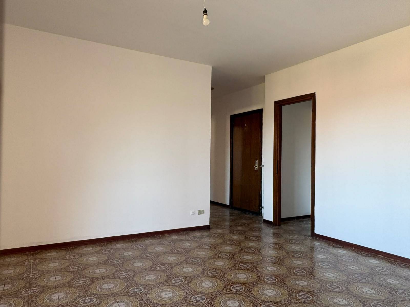 Appartamento in vendita a Cornate d'Adda, Cornate D'adda