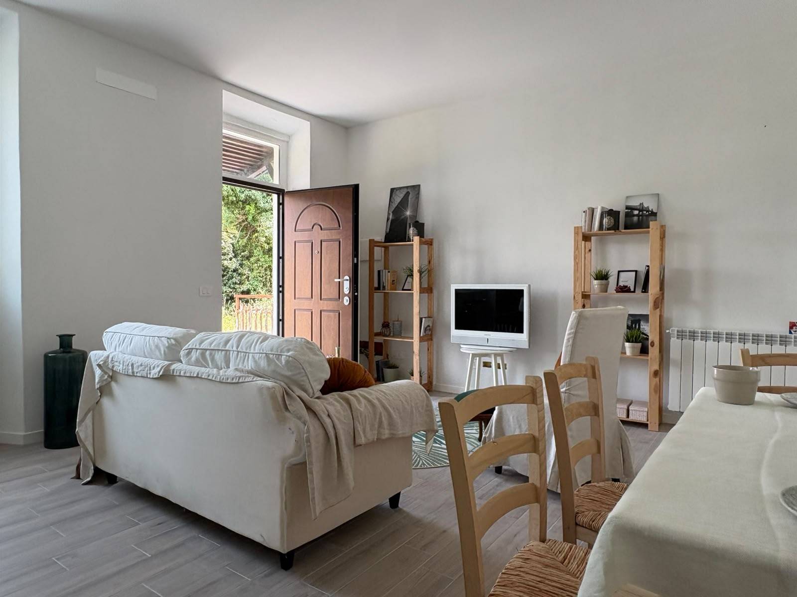 Porzione di casa in vendita a Cornate d'Adda, Porto d'Adda