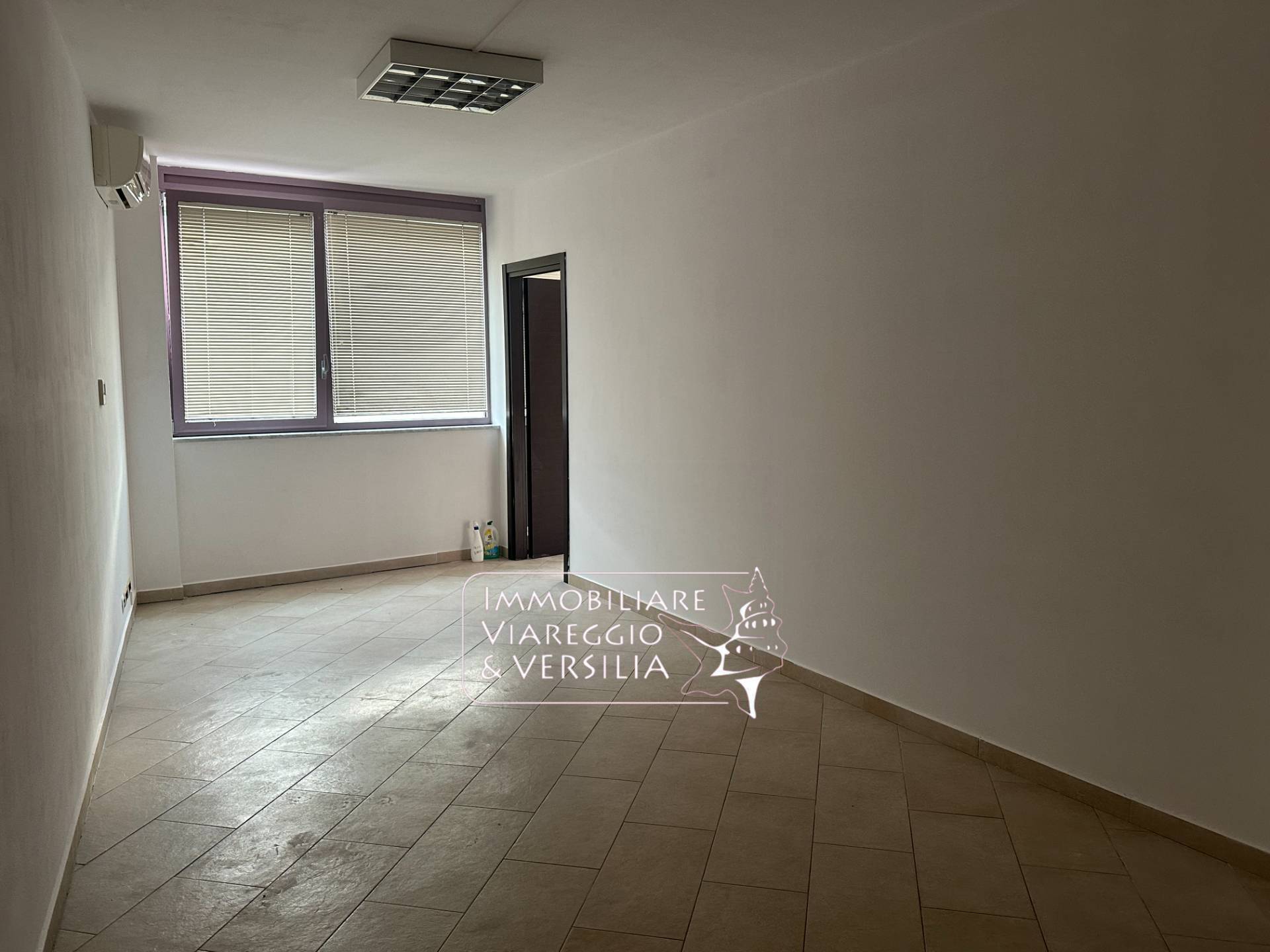 Studio/Ufficio in affitto a Camaiore, Lido di Camaiore