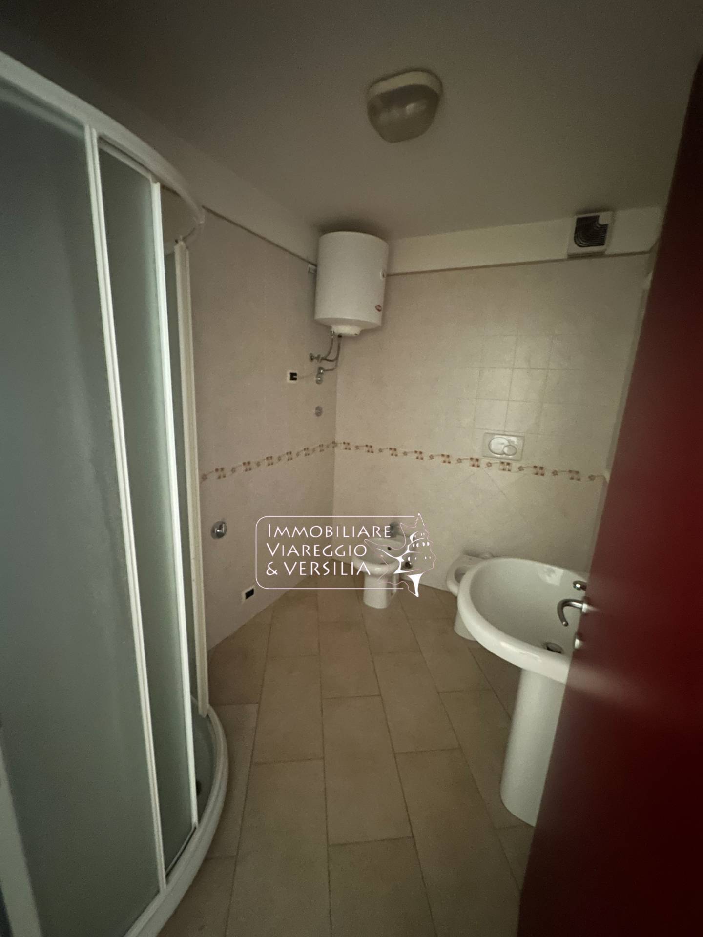 Studio/Ufficio in affitto a Camaiore, Lido di Camaiore