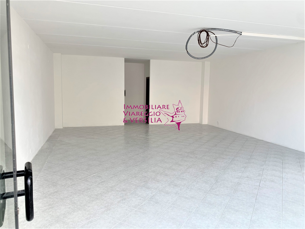 Negozio in vendita a Viareggio, Terminetto