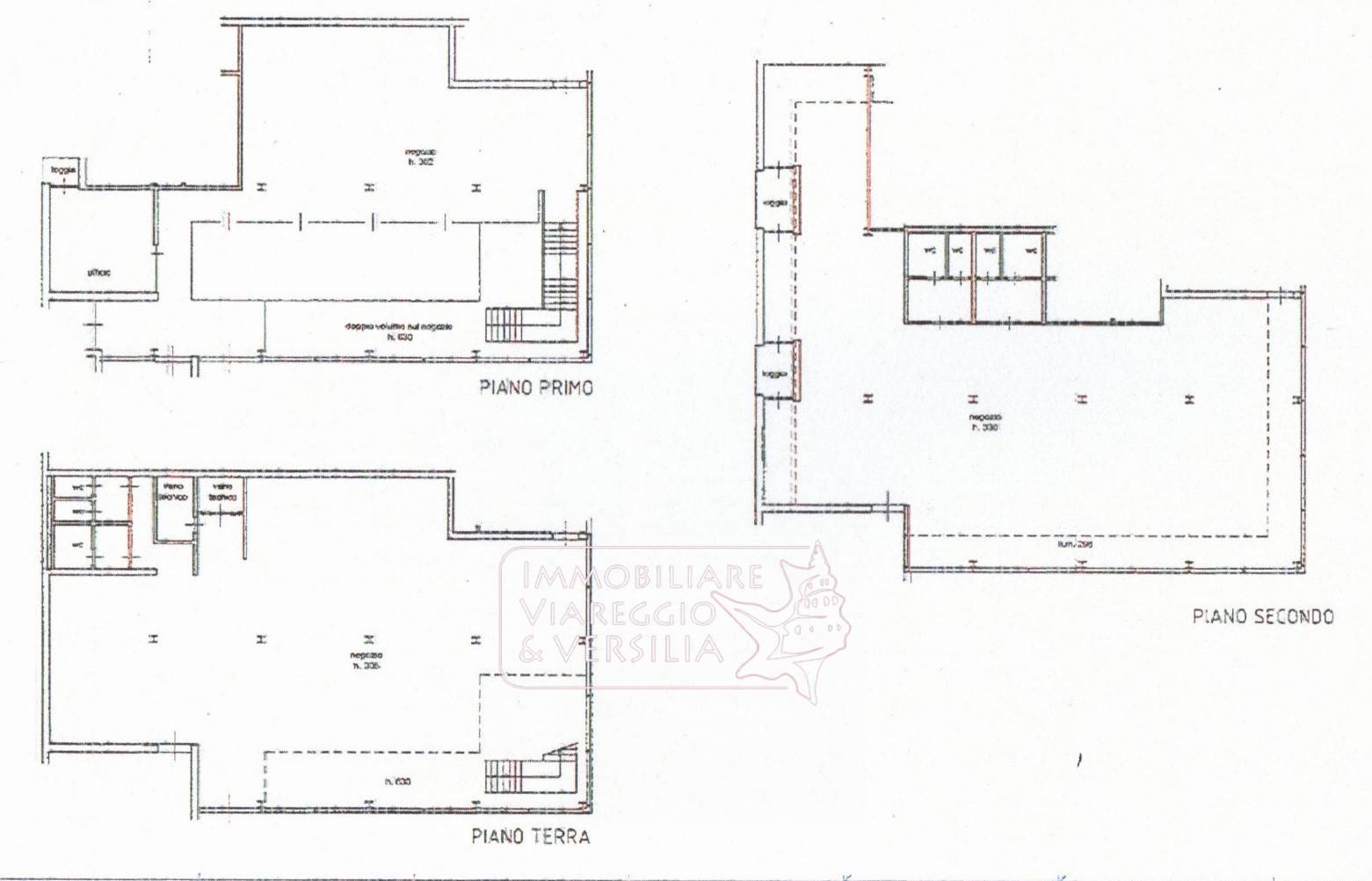 Locale commerciale in vendita a Viareggio, Terminetto