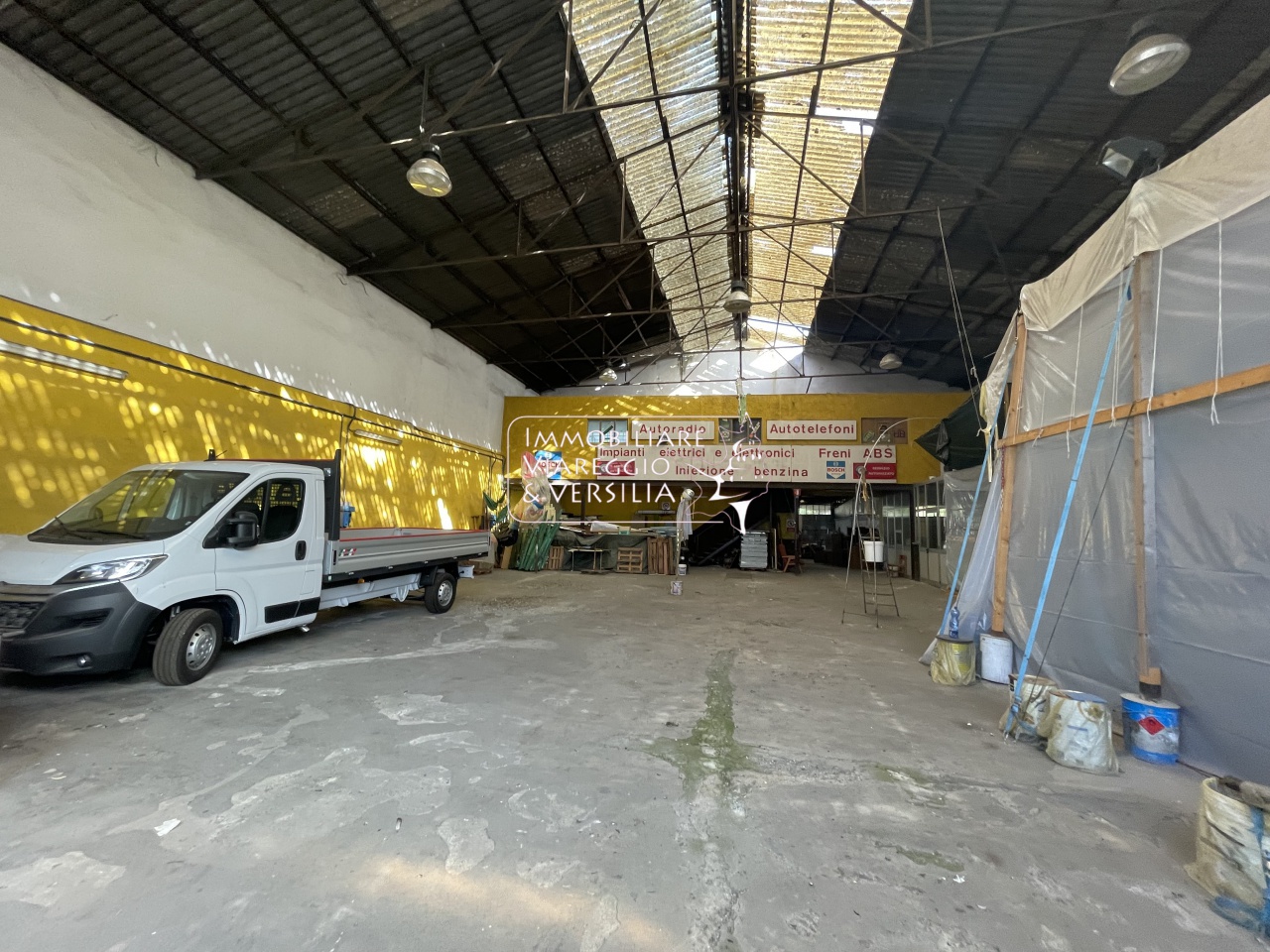 Capannone in vendita a Viareggio, Terminetto