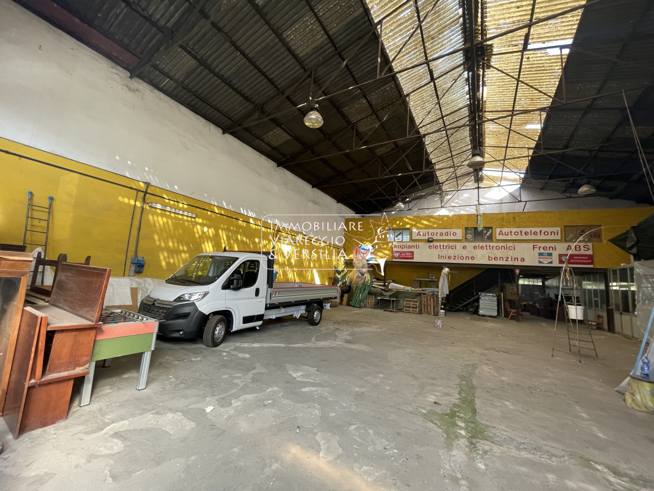 Capannone in vendita a Viareggio, Terminetto