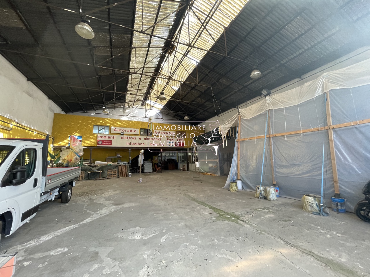 Capannone in vendita a Viareggio, Terminetto