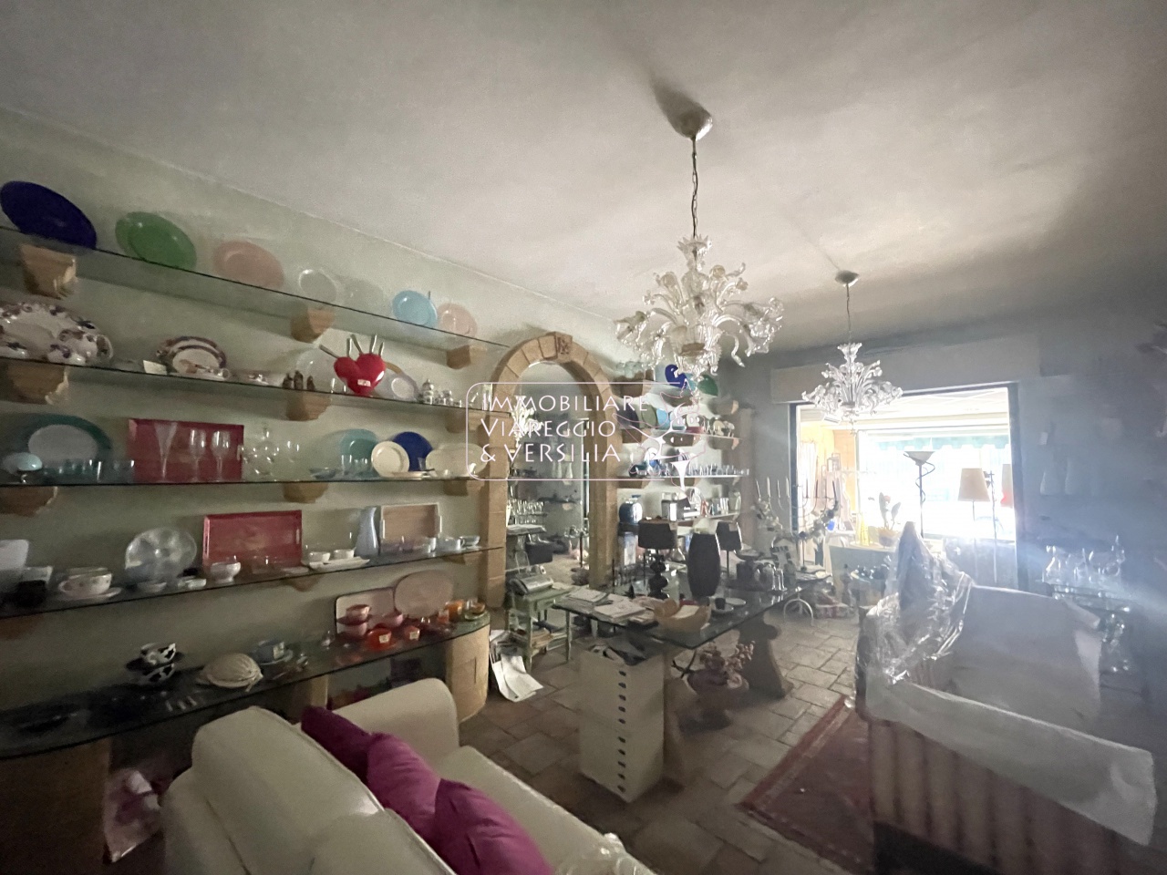 Negozio in vendita a Viareggio, Migliarina