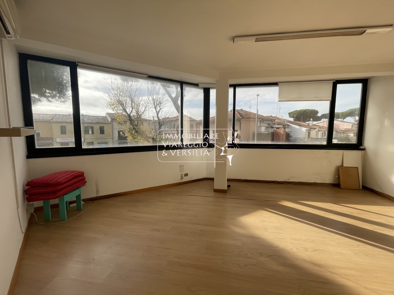 Studio/Ufficio in vendita a Viareggio, Varignano
