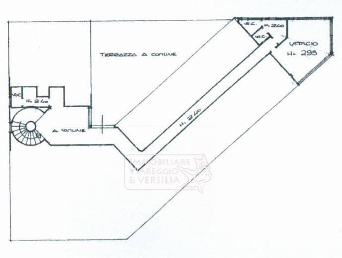 Studio/Ufficio in vendita a Viareggio, Varignano