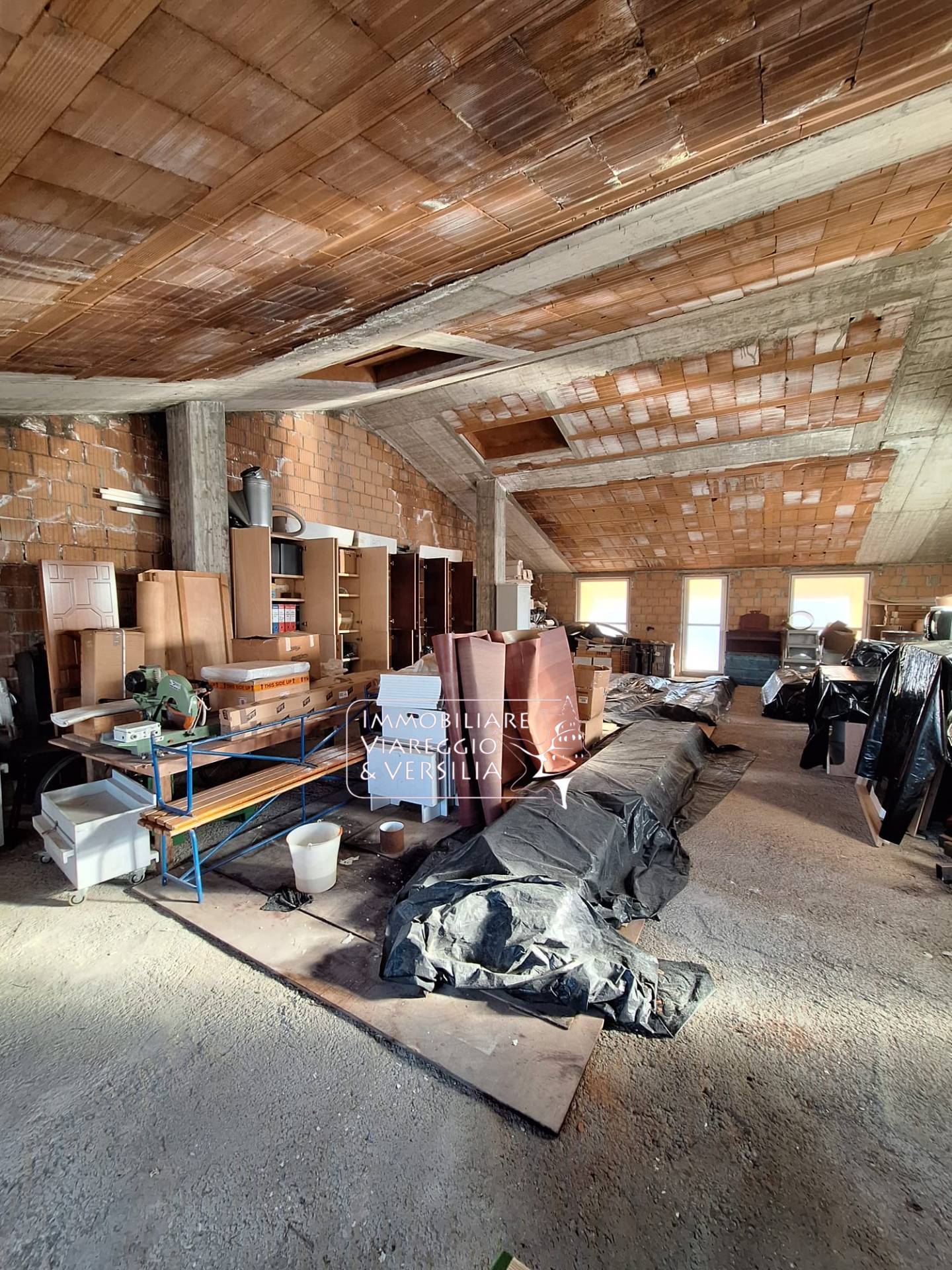 Studio/Ufficio in vendita a Viareggio, Darsena