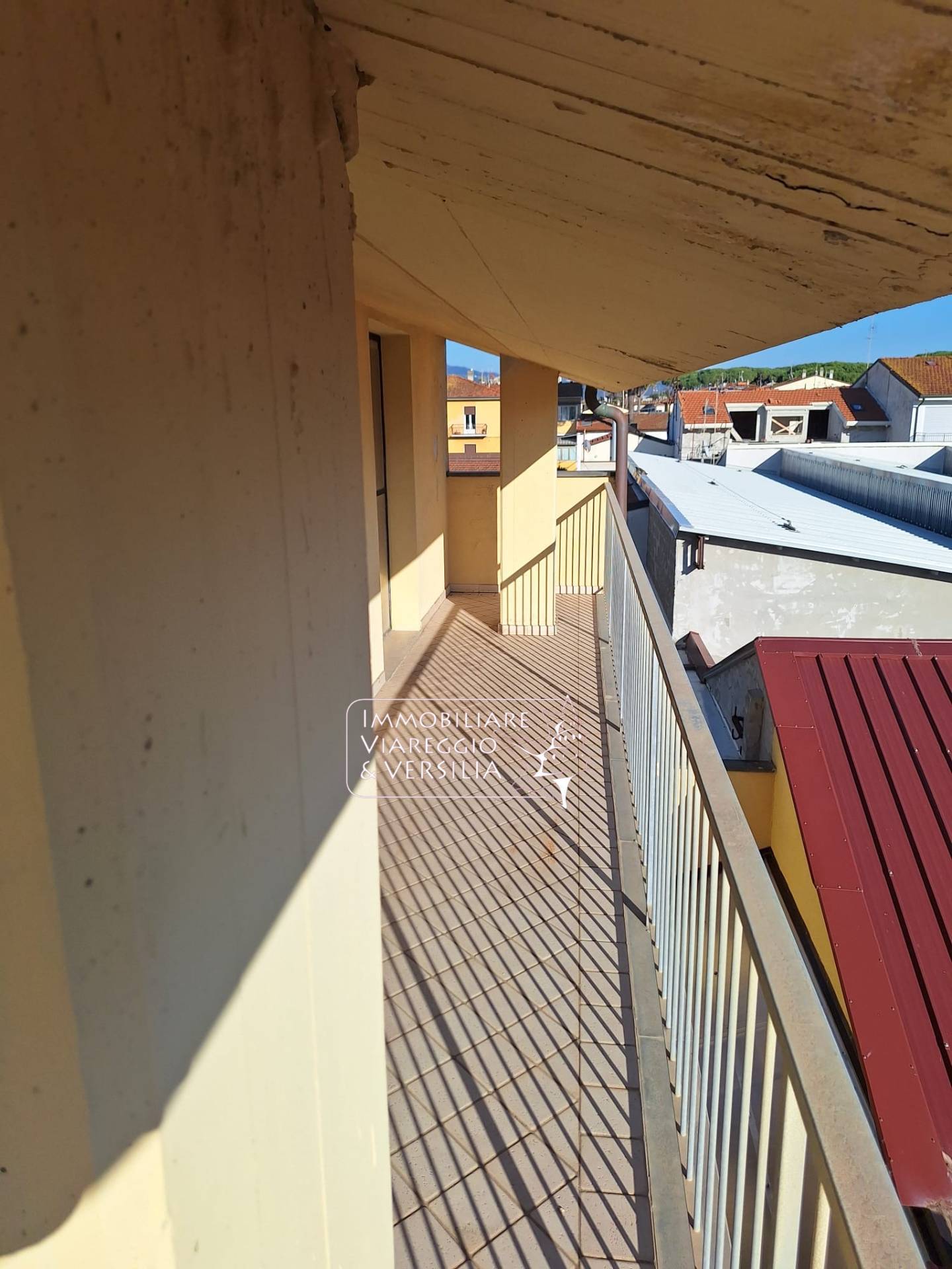 Studio/Ufficio in vendita a Viareggio, Darsena